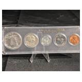 Union State Bank Coin Set - Monona, IA - 5 U.S. Coins in Display Case