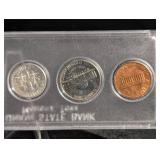 Union State Bank Coin Set - Monona, IA - 5 U.S. Coins in Display Case
