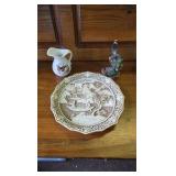 Vintage Plate Wory Dynasty, Butterfly Cream, Peacock