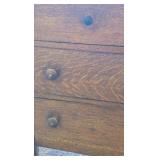 Vintage Dresser 4 Drawers