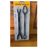 NEW Huxley Universal Wrench Set & Anvil Pliers Set