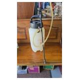 Chapin ProSeries Hand Sprayer