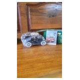 Snap-On 1920 FORD Runabout Bank Die-cast Metal Collector Series