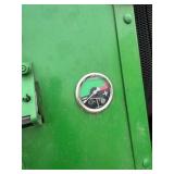 John Deere 567 Baler
