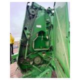 John Deere 567 Baler