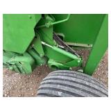 John Deere 567 Baler