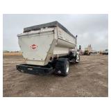 2022 INTERNATIONAL HV FEED TRUCK