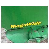 John Deere 567 Baler