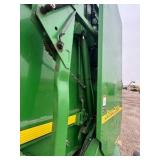 John Deere 567 Baler