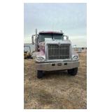 2005 INTERNATIONAL PAYSTAR 5900