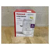 Honeywell Ultrasonic Egg Humidifier HUL545W: Cool Mist, Aromatherapy, No Filter, 36-Hour Run, 300-500 sq. ft. Room (Used)