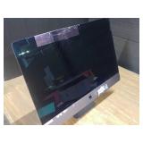 Apple iMacPro1,1 A1862 // INTEL XEON W-2140B 3.2 Ghz // 32GB DDR4 // 1TB SSD // Includes IOS and CAB-AC power cable // crack in screen