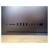 Apple iMacPro1,1 A1862 // INTEL XEON W-2140B 3.2 Ghz // 32GB DDR4 // 1TB SSD // Includes IOS and CAB-AC power cable // crack in screen