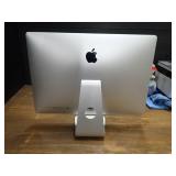 Apple iMac15,1 A1419 MF885LL/A // INTEL CORE I5-4590 3.3 Ghz // 16GB DDR3 SDRAM // 1TB SSD // Includes IOS and CAB-AC power cable