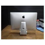 Apple iMac15,1 A1419 MF885LL/A // INTEL CORE I5-4590 3.3 Ghz // 16GB DDR3 SDRAM // 1TB SSD // Includes IOS and CAB-AC power cable