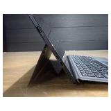 Dell Latitude 5285 // INTEL CORE I5-7300U 2.7 Ghz // 8GB RAM // 256GB SSD // No power adapter // NO OS