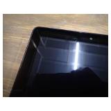 Dell Latitude 5290 2-in-1 // INTEL CORE I3-8130U 2.2 Ghz // 4GB RAM // 128GB SSD // No power adapter // NO OS // scratches on the screen