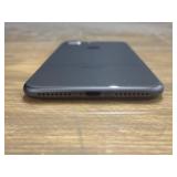 Apple iPhone 8 Plus A1864 // 64GB of storage // Cellular Carrier Unlocked // no cables included