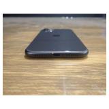 Apple Iphone 11 A2111 // 64GB of storage // Cellular Carrier Unlocked // No cables // white spots on screen, scratches on screen