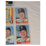Lot of 26 Vintage Baseball Cards Featuring Players like Jim Maloney, Harvey Kuenn, and Mickey Lolich