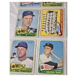 Lot of 26 Vintage Baseball Cards Featuring Players like Jim Maloney, Harvey Kuenn, and Mickey Lolich