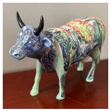 DR - Goebel Artis Orbis Vase and 2 Cow Parade Figurines