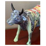 DR - Goebel Artis Orbis Vase and 2 Cow Parade Figurines