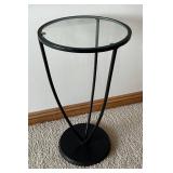 LL - Round Glass Top Side Table - Black Metal Frame