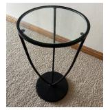 LL - Round Glass Top Side Table - Black Metal Frame