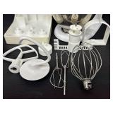 KitchenAid Stand Mixer with Stainless Bowl & Attachments Kit (Tilt-Head)