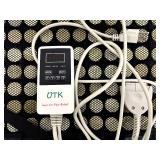 UTK Far Infrared Heating Pad - Medium