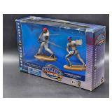 2000 Starting Lineup Classic Double Griffey Jr/Jones Figures