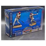 2000 Starting Lineup Classic Double Griffey Jr/Jones Figures