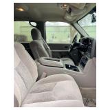 2005 CHEVROLET SUBURBAN 1500 LS *No Accidents | 1 Owner | 4x4* (NO RESERVE)