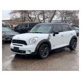 2012 MINI COOPER COUNTRYMAN S ALL4 *No Accidents | All Wheel Drive* (NO RESERVE)