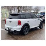 2012 MINI COOPER COUNTRYMAN S ALL4 *No Accidents | All Wheel Drive* (NO RESERVE)
