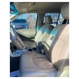 2012 NISSAN PATHFINDER SILVER EDITION *4x4* (NO RESERVE)