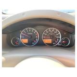 2012 NISSAN PATHFINDER SILVER EDITION *4x4* (NO RESERVE)