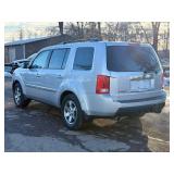 2009 HONDA PILOT TOURING W/NAVI W/DVD *All Wheel Drive* (NO RESERVE)