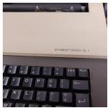 Brother brand electronic typewriter - Student-riter XL1 :: Model CE-25