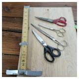 Vintage metal scissors, fabric pinking shears and Pin-it skirt marker.