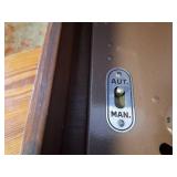 Vintage 1946 Philco Model 46-1203 tube radio and record player in a wooden case - works!