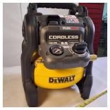DEWALT 60V MAX* 2.5 Gallon Cordless Air Compressor Model DCC2560T1