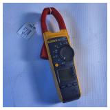 Fluke 376 True-RMS AC/DC Clamp Meter