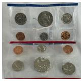 1985 uncirculated P & D us mint coin set OGP - cello wrap only