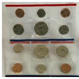 1990 uncirculated P & D us mint coin set OGP - cello wrap only, with fire damage