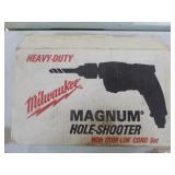 Milwaukee Magnum Hole-Shooter