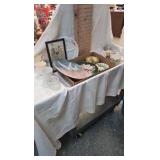 Vintage Cups, Teacups, Saucers, Etc