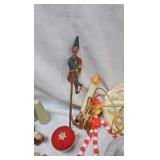 2 Flats S/P Shakers and various Vintage items