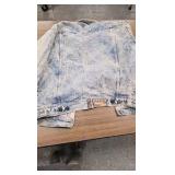 Storage Locker w/mis Coke Memorbilia